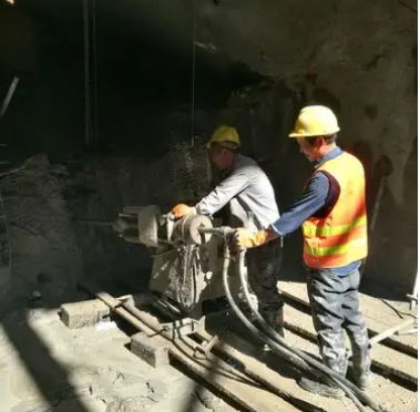 洛江水下抗分散灌浆料特点 水下不分散注浆料介绍