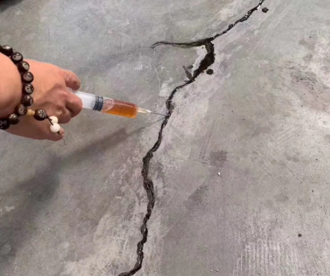洛江混凝土裂缝修补技术详解​
